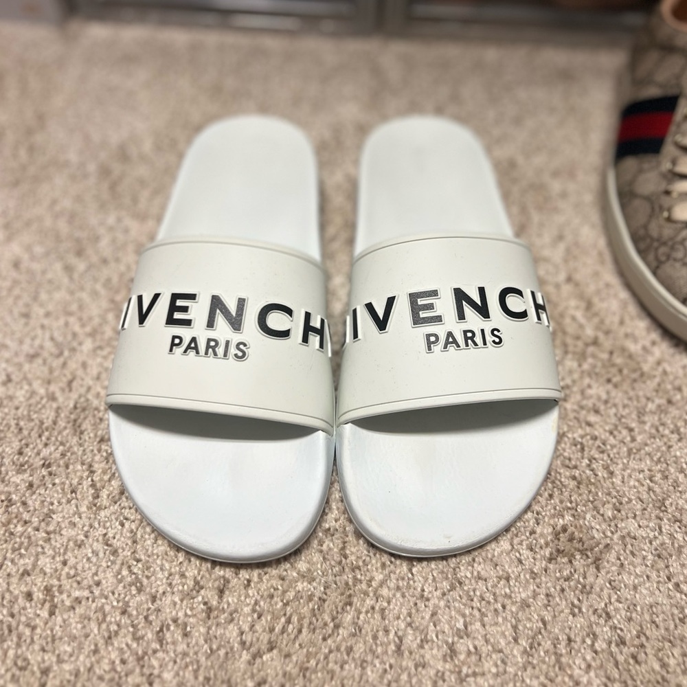 💛Host Pick💛 Givenchy Pool Slides